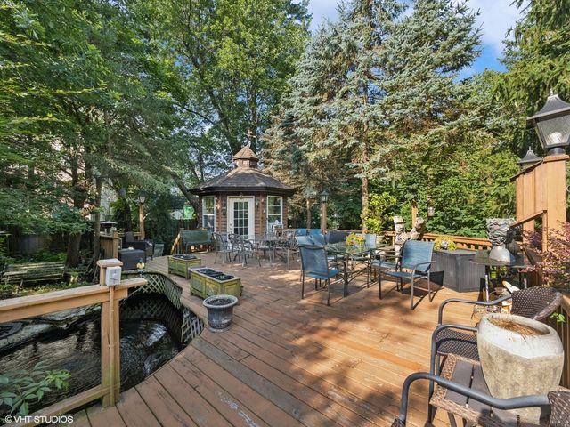 724 S Plum Grove Road, Palatine, IL 60067