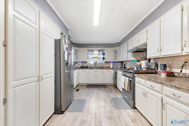 305 Alexander Drive, Boaz, AL 35956