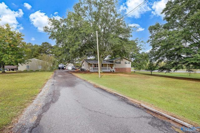 305 Alexander Drive, Boaz, AL 35956