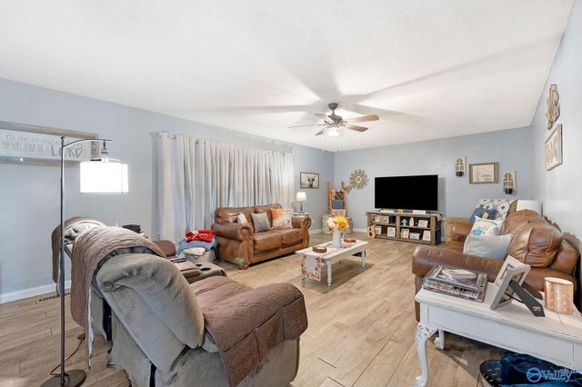 305 Alexander Drive, Boaz, AL 35956