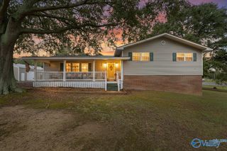 305 Alexander Drive, Boaz, AL 35956