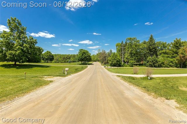 5410 Edgar Road, Clarkston, MI 48346