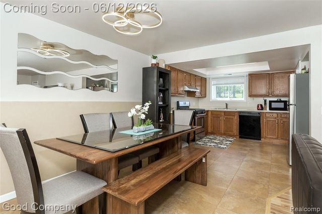 5410 Edgar Road, Clarkston, MI 48346