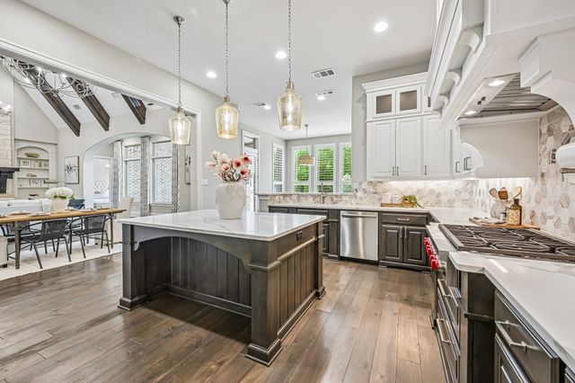 961 Cliff Creek Drive, Prosper, TX 75078