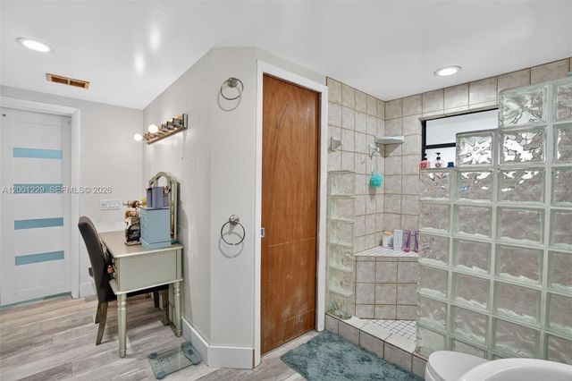 9220 Marine Dr, Cutler Bay, FL 33189