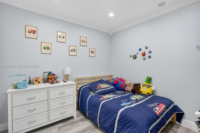 9220 Marine Dr, Cutler Bay, FL 33189