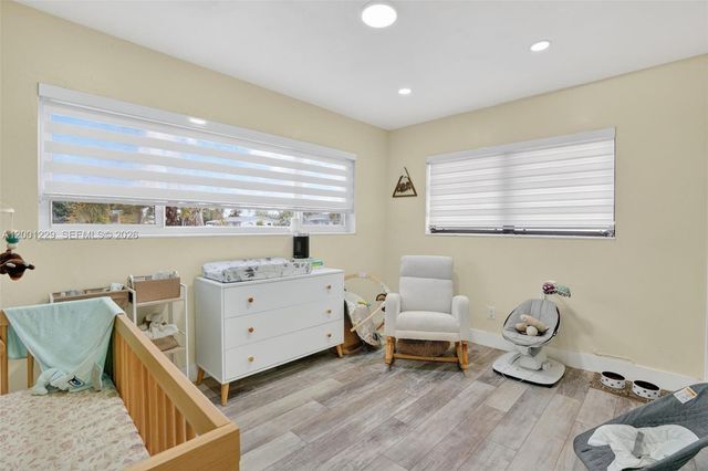 9220 Marine Dr, Cutler Bay, FL 33189