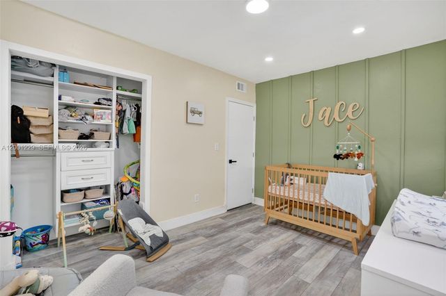 9220 Marine Dr, Cutler Bay, FL 33189