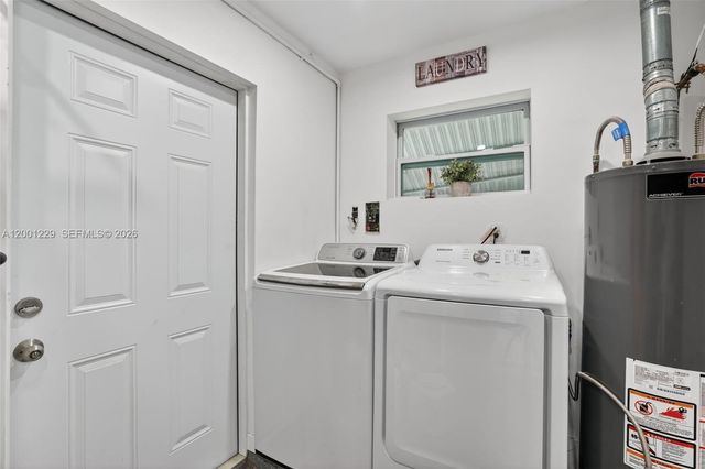 9220 Marine Dr, Cutler Bay, FL 33189