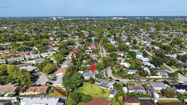 9220 Marine Dr, Cutler Bay, FL 33189