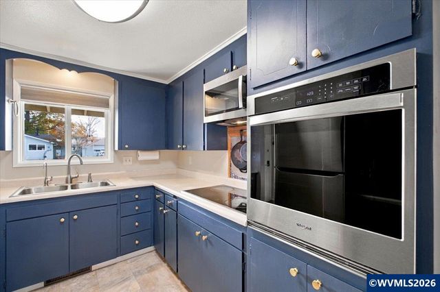 351 NE Plymouth Cir, Corvallis, OR 97330