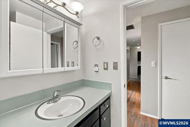 351 NE Plymouth Cir, Corvallis, OR 97330