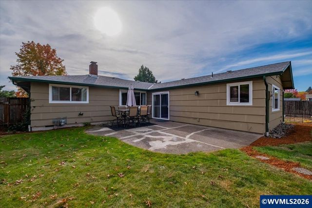 351 NE Plymouth Cir, Corvallis, OR 97330
