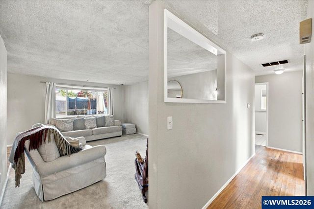351 NE Plymouth Cir, Corvallis, OR 97330