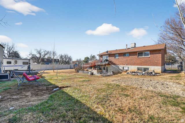 911 S 1500 E, Clearfield, UT 84015