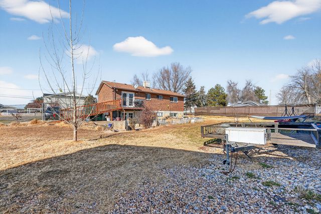 911 S 1500 E, Clearfield, UT 84015