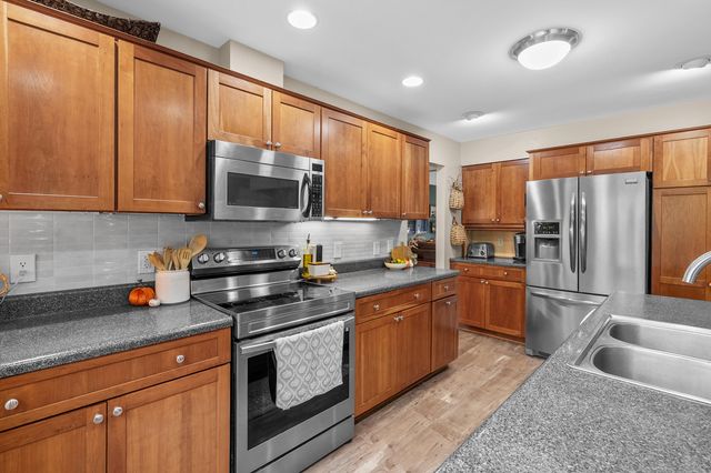 8475 Valleywood Lane, Portage City, MI 49024