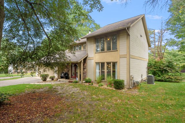 8475 Valleywood Lane, Portage City, MI 49024