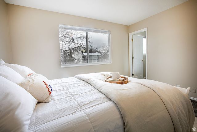 1241 E 3075 N, Layton, UT 84040