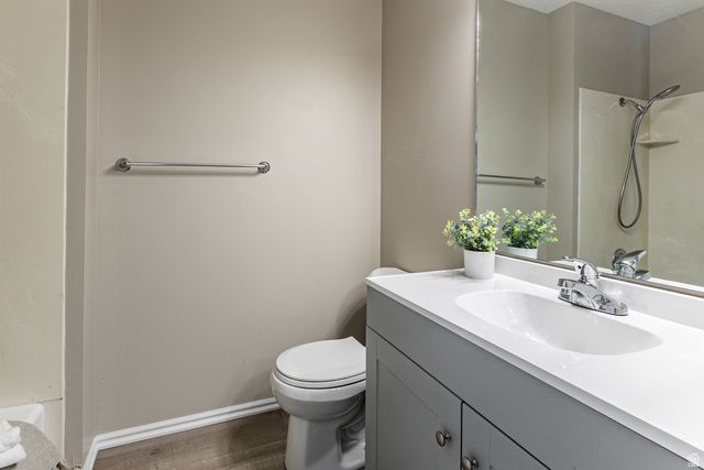 1241 E 3075 N, Layton, UT 84040