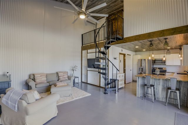 12360 Wagon Bow Drive, Burleson, TX 76028