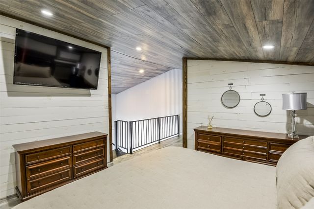 12360 Wagon Bow Drive, Burleson, TX 76028