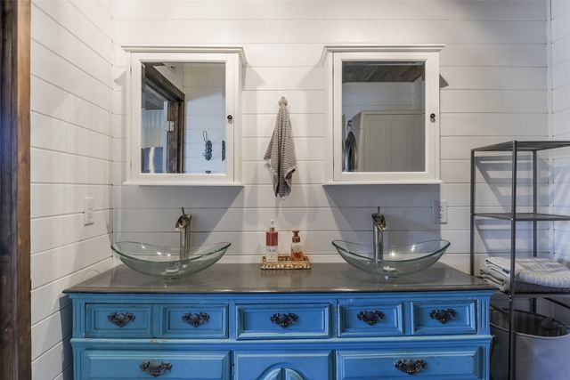 12360 Wagon Bow Drive, Burleson, TX 76028