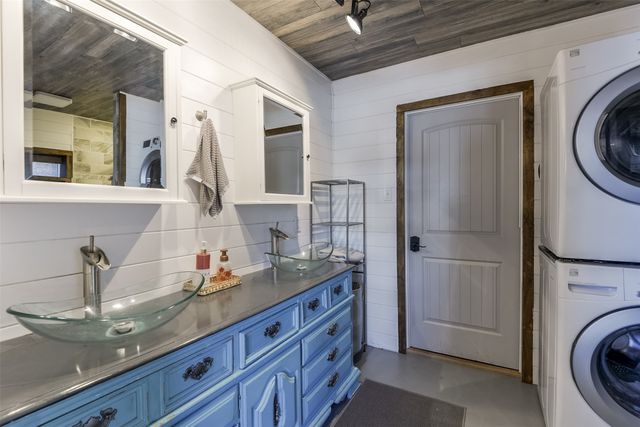 12360 Wagon Bow Drive, Burleson, TX 76028