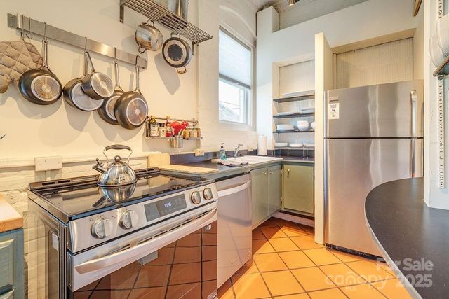 33 Carolina Lane, Asheville, NC 28801