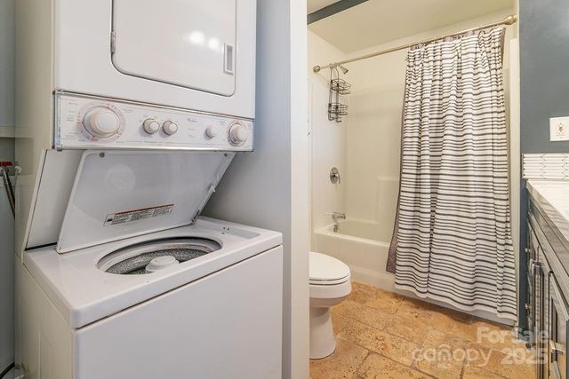 33 Carolina Lane, Asheville, NC 28801