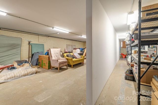 33 Carolina Lane, Asheville, NC 28801