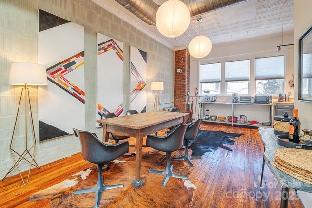 33 Carolina Lane, Asheville, NC 28801