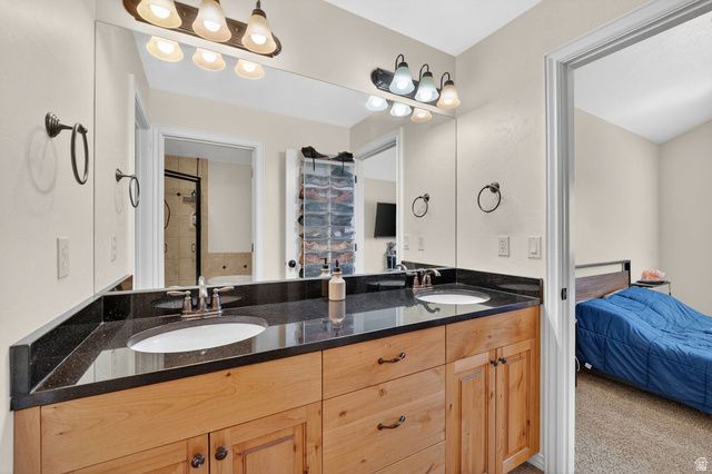 7218 S VIANSA CT, Midvale, UT 84047