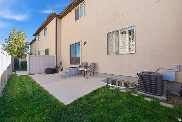 7218 S VIANSA CT, Midvale, UT 84047