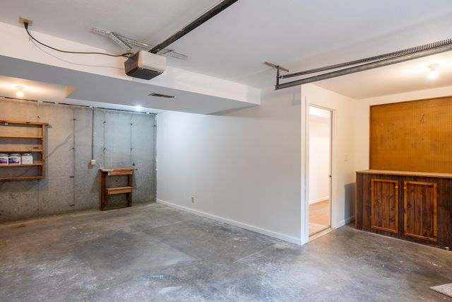5581 N MAPLE CT, Columbia, MO 65202