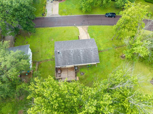 5581 N MAPLE CT, Columbia, MO 65202