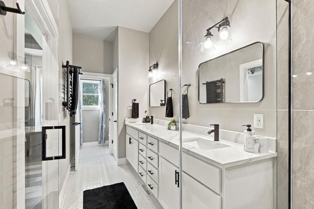 3107 Rockport Park Drive, Janesville, WI 53548