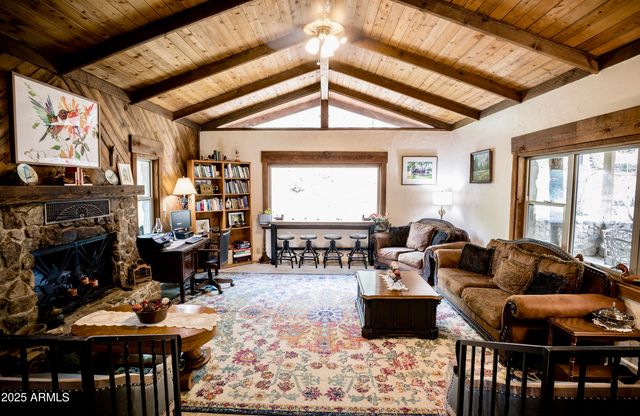 29 E RAMSEY CANYON Road, Hereford, AZ 85615