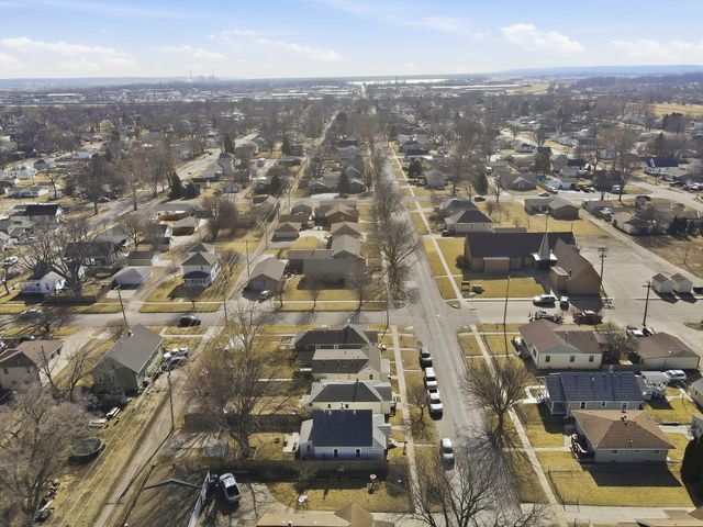 2013 S 11th Street, Council Bluffs, IA 51501