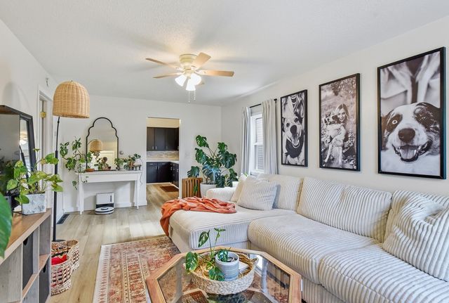 2013 S 11th Street, Council Bluffs, IA 51501