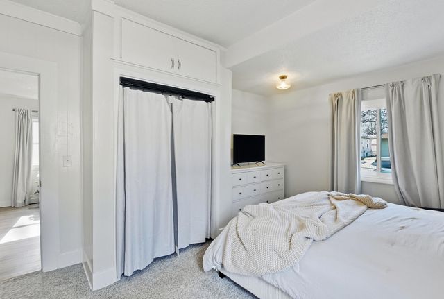 2013 S 11th Street, Council Bluffs, IA 51501