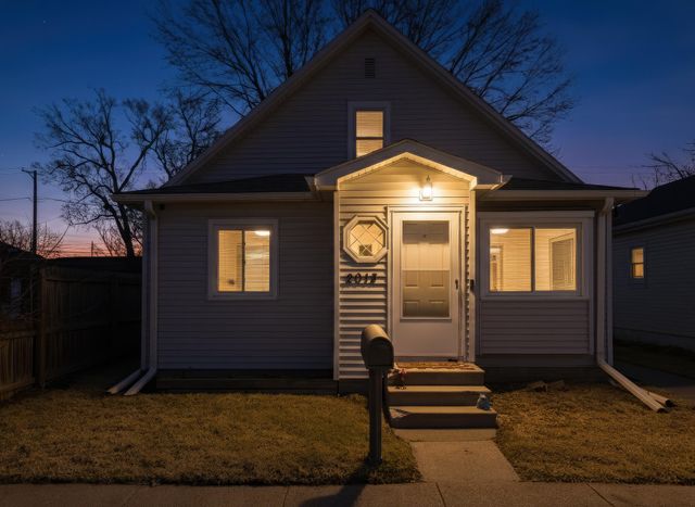 2013 S 11th Street, Council Bluffs, IA 51501