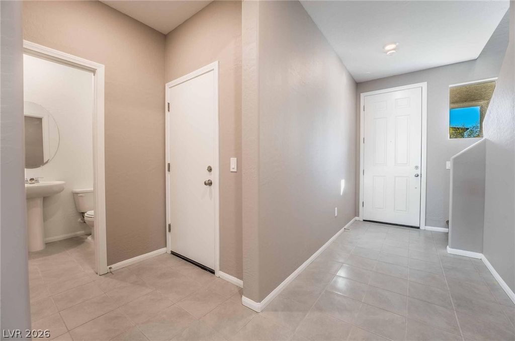 6955 Stone Cactus Street, North Las Vegas, NV 89086 — photo 4
