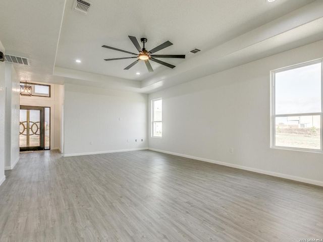 104 Flor Del Sol, San Antonio, TX 78264