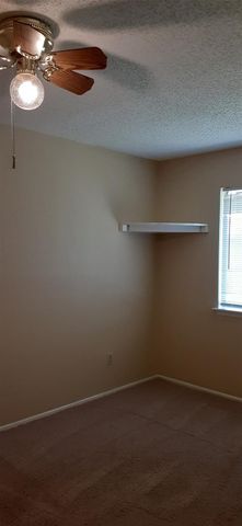 8527 Ashlawn Drive, Houston, TX 77083