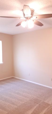 8527 Ashlawn Drive, Houston, TX 77083