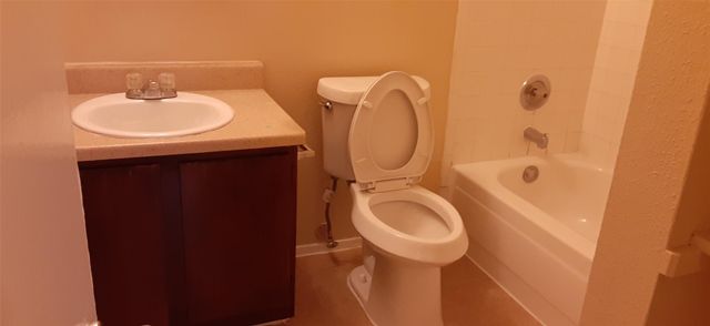 8527 Ashlawn Drive, Houston, TX 77083