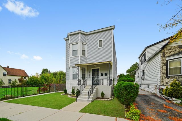 10560 S Lafayette Avenue, Chicago, IL 60628