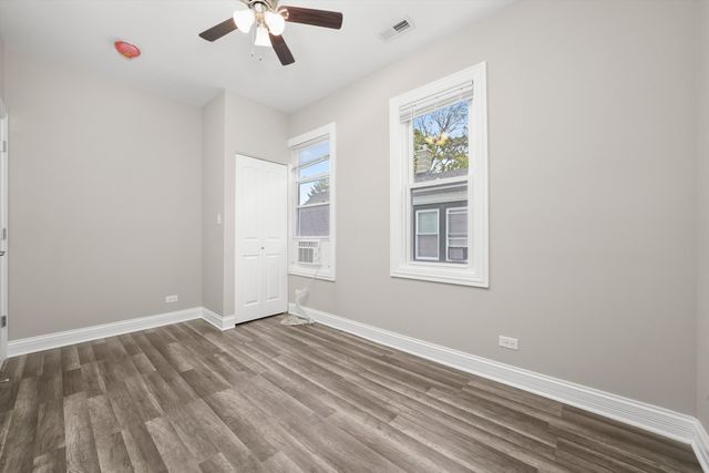 10560 S Lafayette Avenue, Chicago, IL 60628