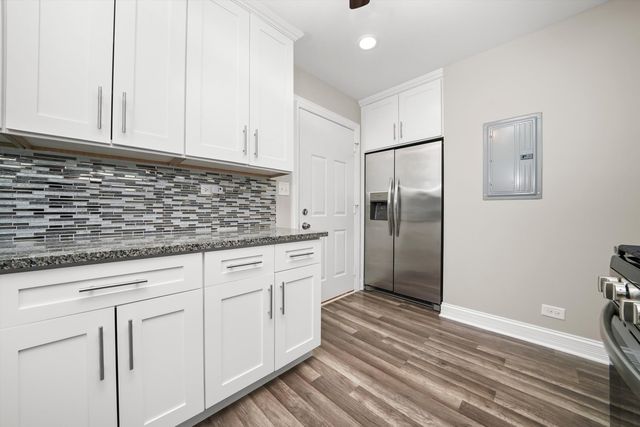 10560 S Lafayette Avenue, Chicago, IL 60628